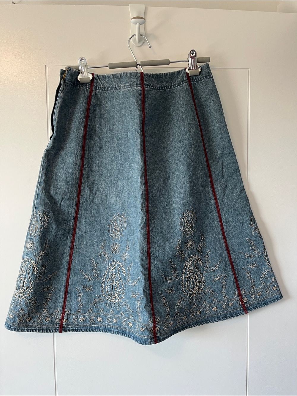 Liz Claiborne Women's Embroidered Denim A-line Skirt